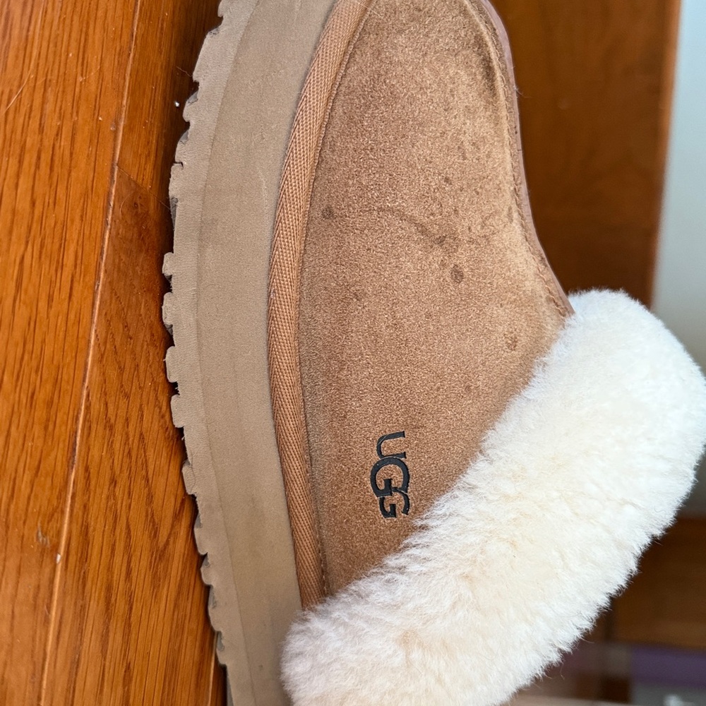 UGG Women's Disquette chestnut Shearling slip ons - Picture 17 of 17